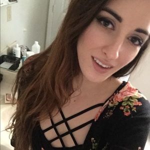 Meet your Posher, Sara